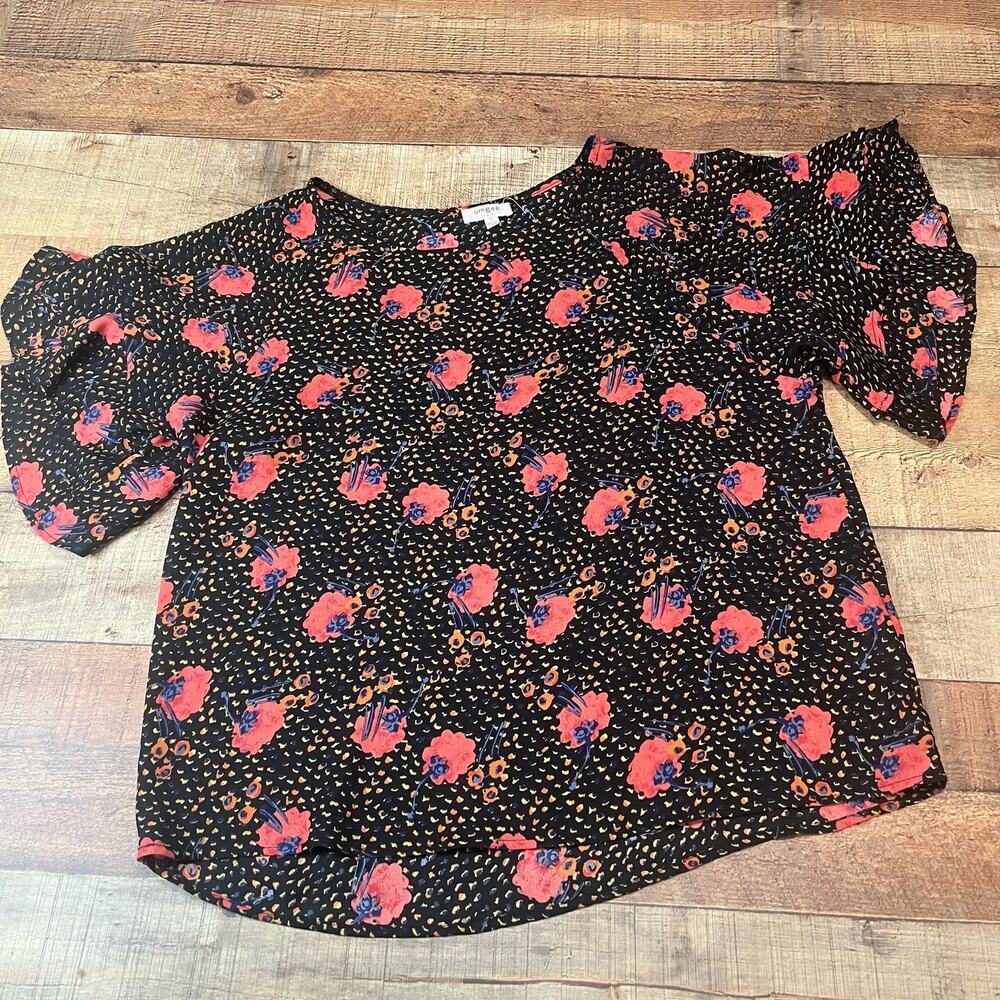 UMGEE Women's Black Red Floral Boxy Flutter Sleeves Sheer Blouse Sz S Whimsical - Picture 4 of 4